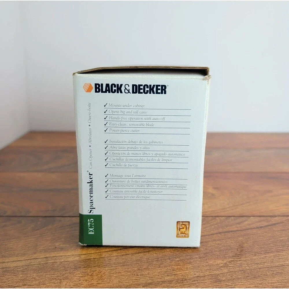Black & Decker SpaceMaker Under Cabinet Auto Can Opener EC75 White Open Box NEW!